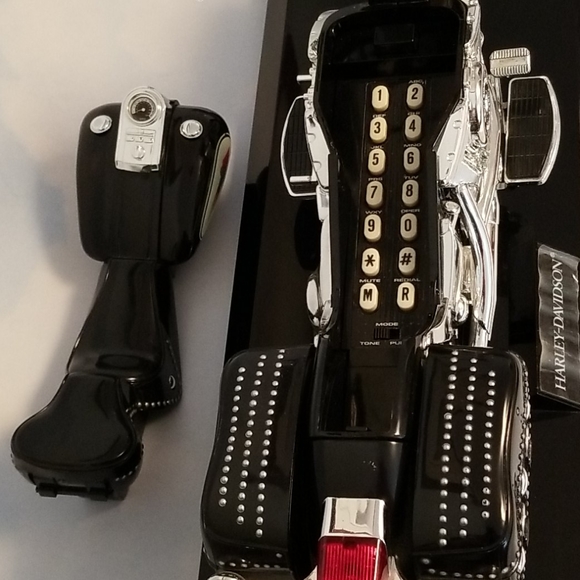 Harley Davidson Motorcycle Telephone Display - Picture 6 of 15